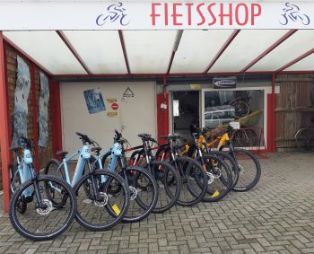 E-mountainbikes voor de winkelpui